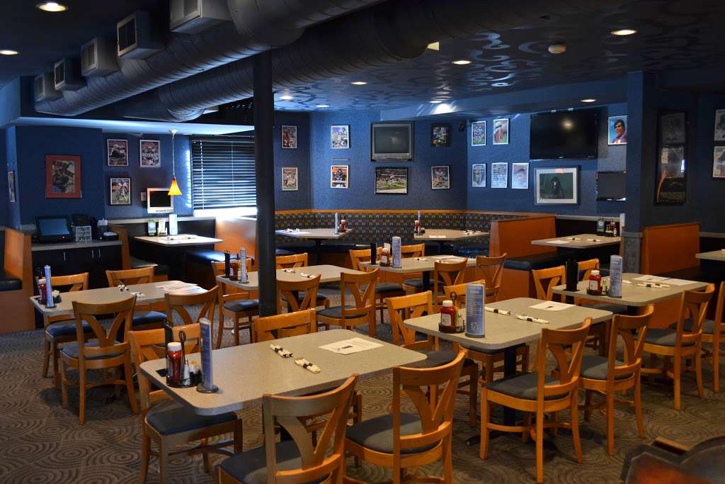 Blue Monkey Sports Bar and Restaurant | 1094 Howertown Rd, Catasauqua, PA 18032, USA | Phone: (610) 266-1550