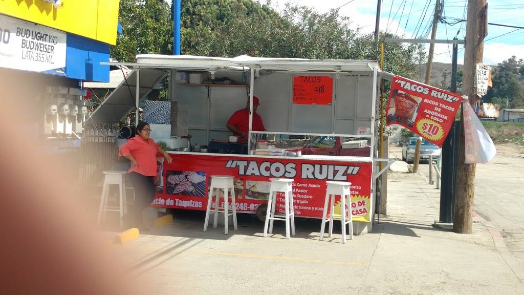 Ricos Tacos De Adobada Y. Ricas Tripitas Asi Como De Suadero | Guadalupe #10fracc, Garcia, Tijuana, B.C., Mexico | Phone: 664 246 0335