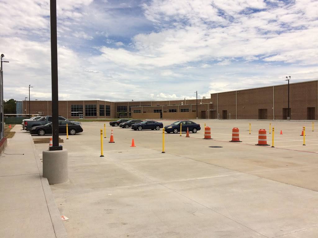 Clear Lake High School | 2929 Bay Area Blvd, Houston, TX 77058, USA | Phone: (281) 284-1900
