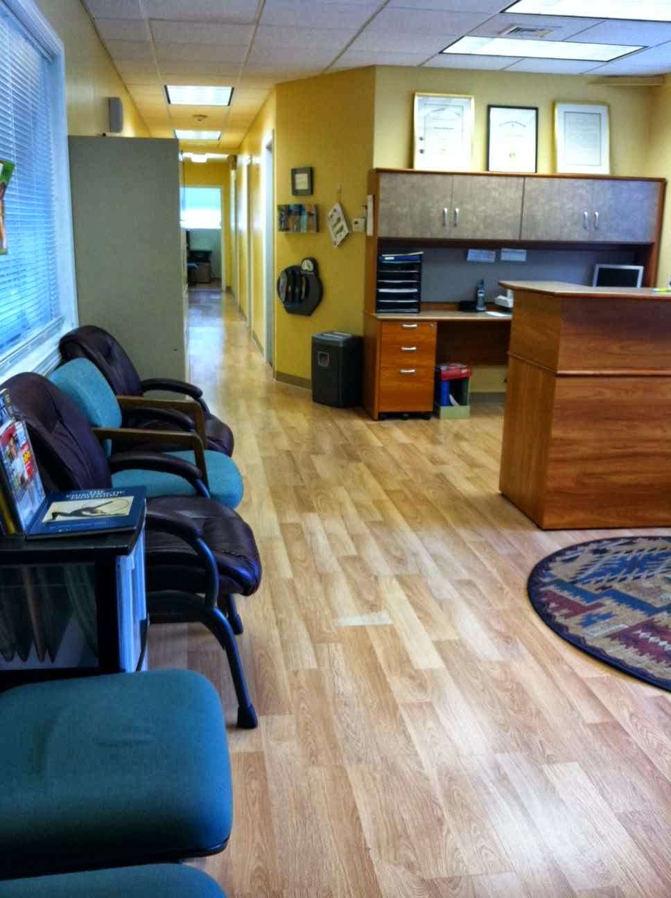 DeMarco Family Chiropractic | Athletic Club, 8 Atwater Ave, Manchester-by-the-Sea, MA 01944, USA | Phone: (978) 525-3800