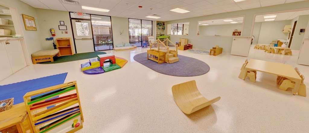 Pines Montessori School | 3535 Cedar Knolls Dr, Kingwood, TX 77339 | Phone: (281) 358-8933