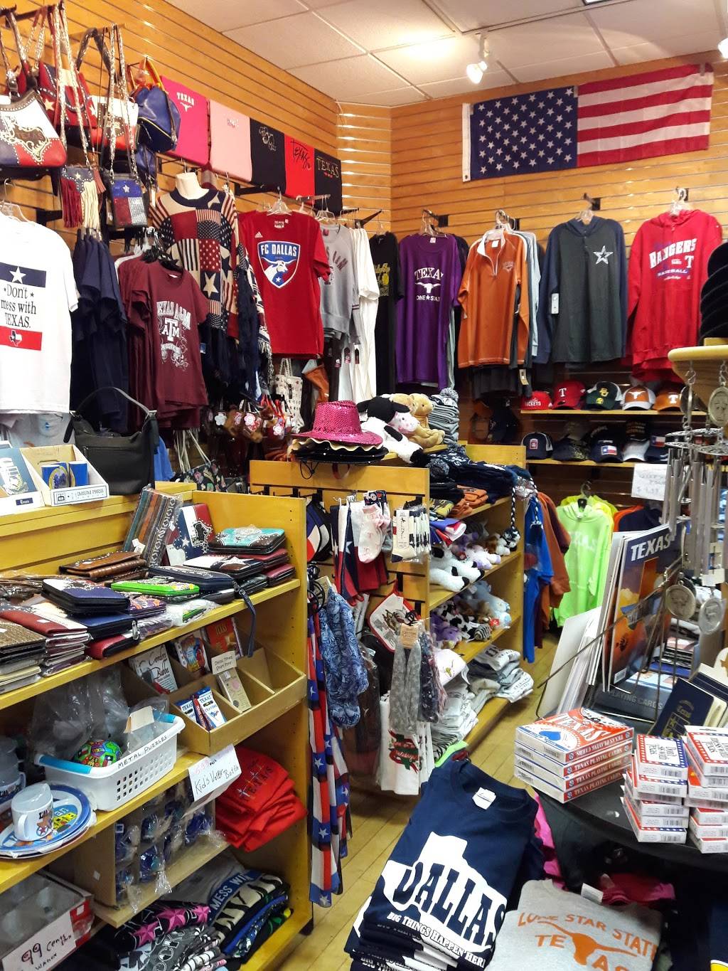 Texas Tees & Collectibles | 2413 Irving Mall, Irving, TX 75062, USA | Phone: (972) 258-4141