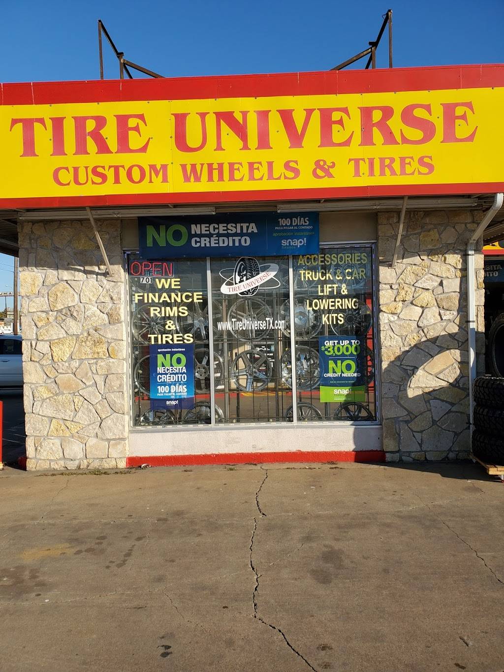 Tire Universe | 701 E Berry St, Fort Worth, TX 76110 | Phone: (817) 921-9238