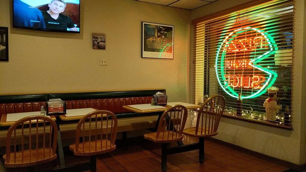 Red Star Pizza 3 Ewing N.J. | 608 Bear Tavern Rd, Ewing Township, NJ 08628, USA | Phone: (609) 406-1600