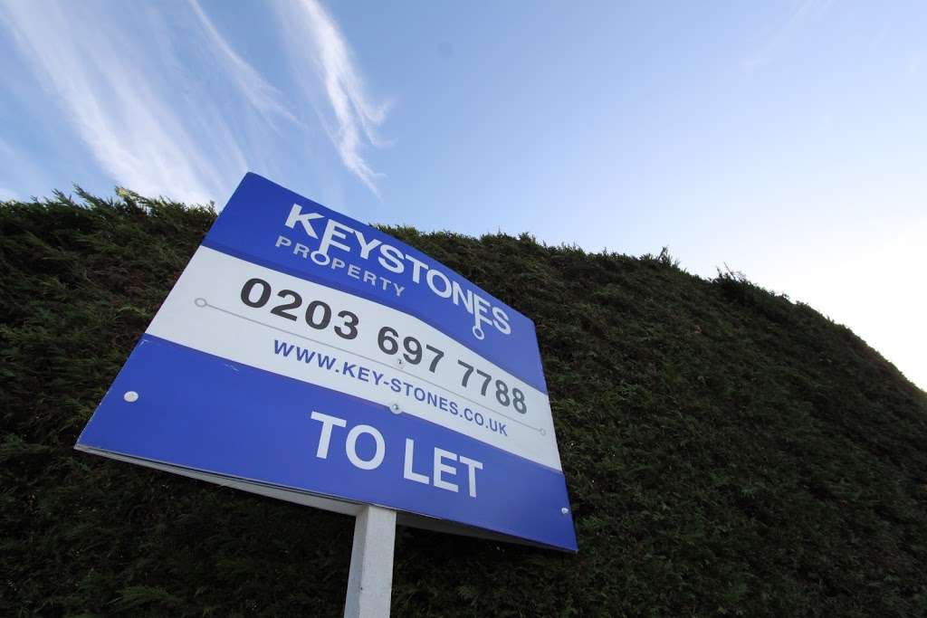 Keystones Property | 13 Clockhouse Ln, Romford RM5 3PH, UK | Phone: 01708 909100