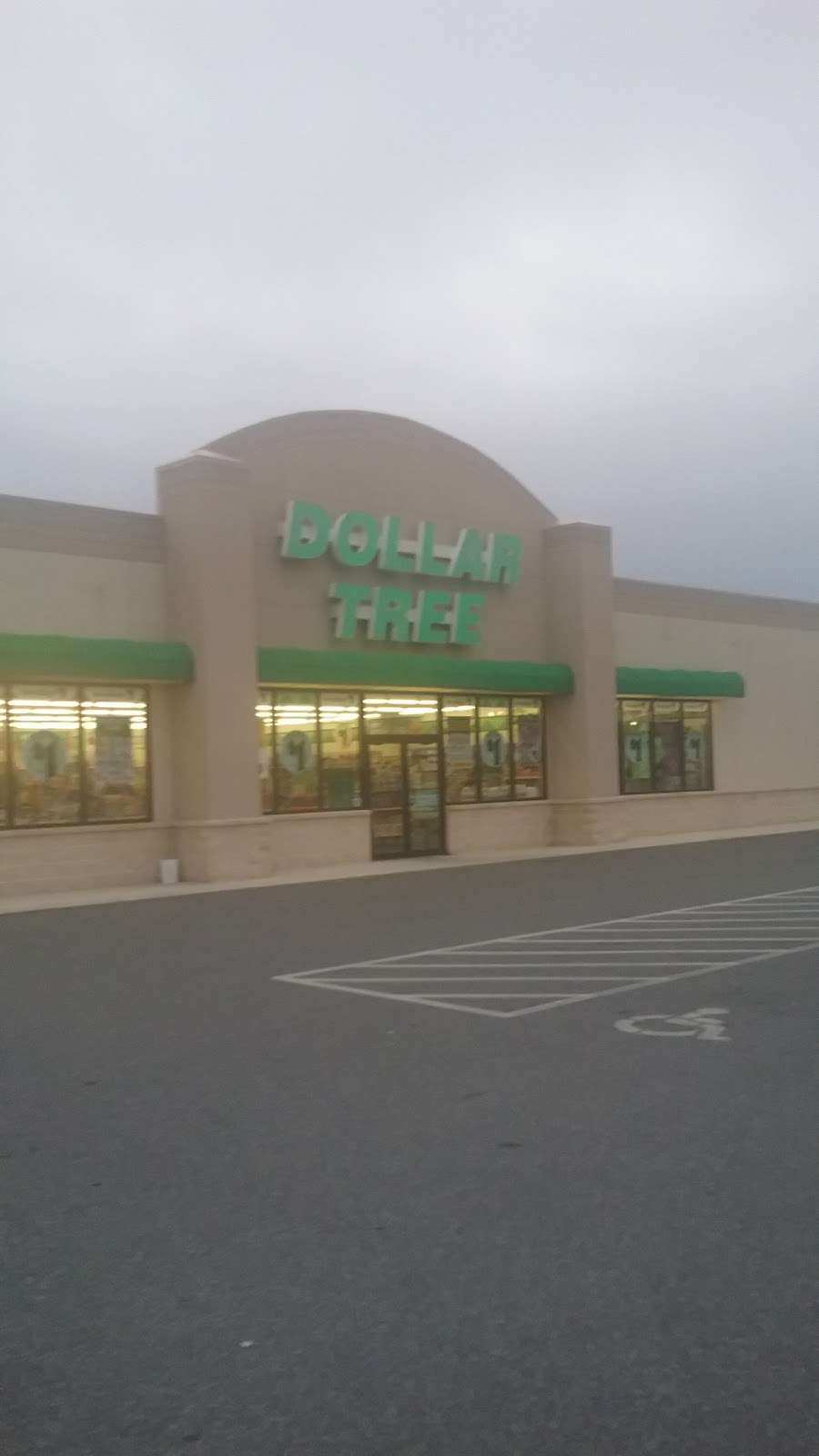 Dollar Tree | 343 Baltimore Rd, Shippensburg, PA 17257, USA | Phone: (717) 913-6101