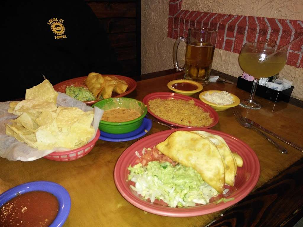 La Fuente Mexican Restaurant | 101 State Hwy F, Smithville, MO 64089, USA | Phone: (816) 873-3101