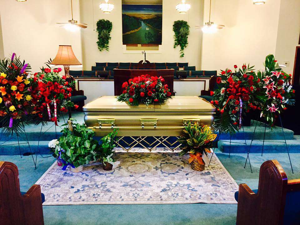 Lakeside Memorial Funeral Home | 703 N Brooks St, Brazoria, TX 77422, USA | Phone: (979) 798-5253