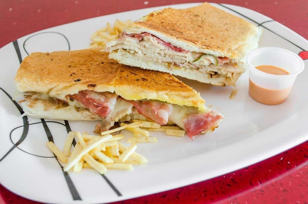 Cha Cha Cha Cuban Cafe | 292 S Michigan Ave, Kenilworth, NJ 07033 | Phone: (908) 486-6000