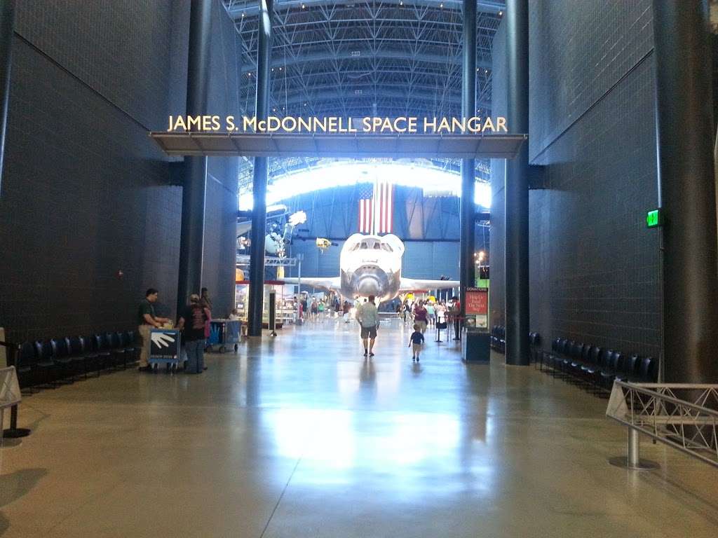 Air&Space Museum and Udvar-Hazy Ctr | Sully, VA 20151, USA