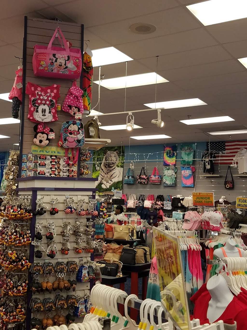 Vistana Gift Shop | 13605 S Apopka Vineland Rd, Orlando, FL 32836 | Phone: (407) 778-1954