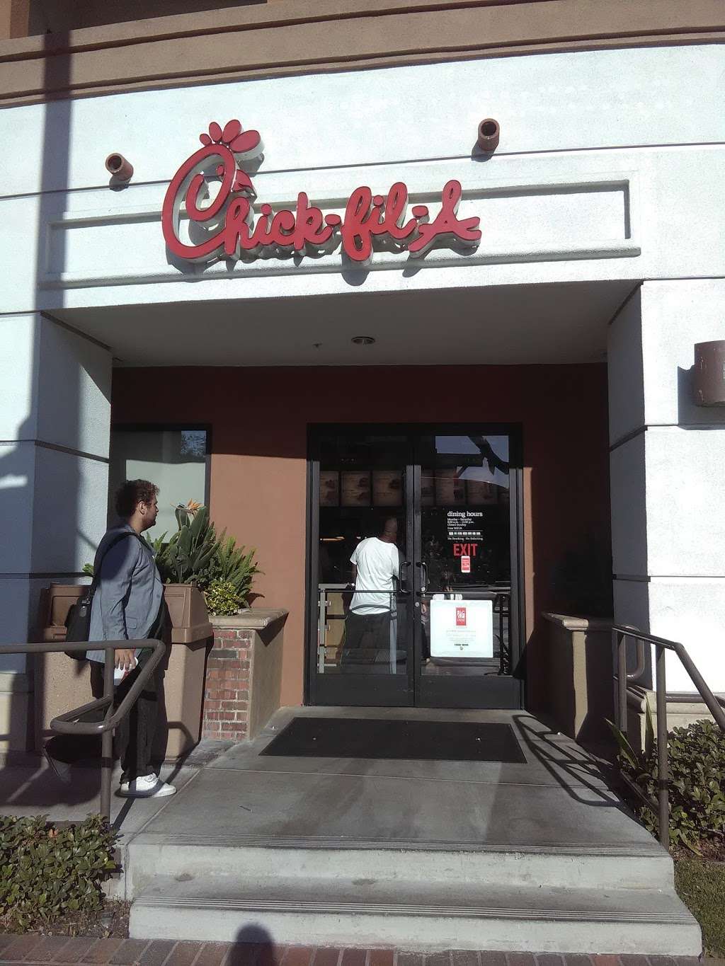 Chick-fil-A | 3758 S Figueroa St, Los Angeles, CA 90007, USA | Phone: (213) 747-8721