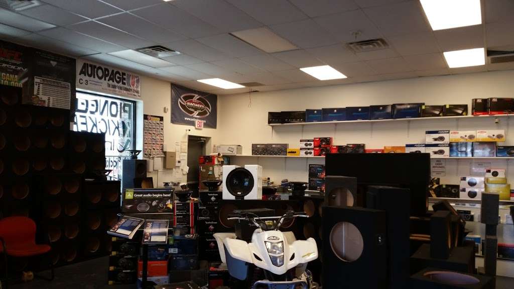 J & J Auto Sound | 2225 N Nellis Blvd, Las Vegas, NV 89115 | Phone: (310) 848-8331