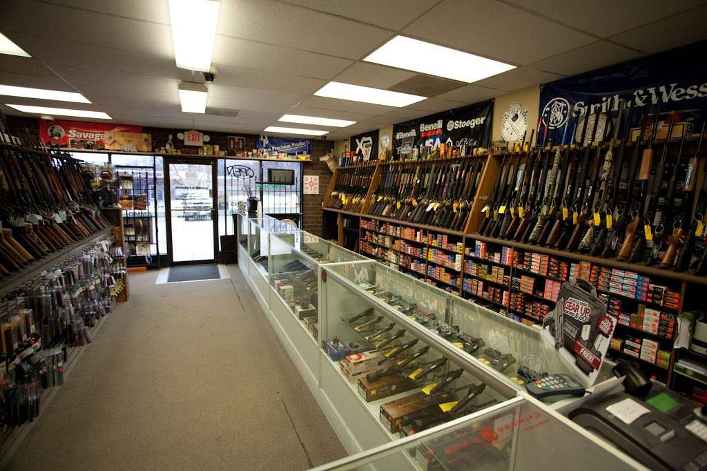 Gunners Firearms | 402 W Pine St, Raymore, MO 64083, USA | Phone: (816) 318-9968