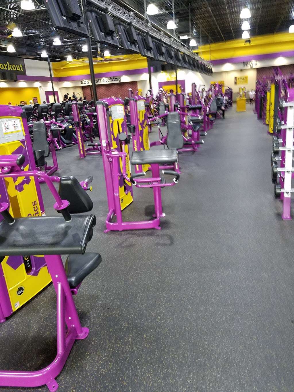 Planet Fitness | 601 US-40, Blue Springs, MO 64014, USA | Phone: (816) 228-7327