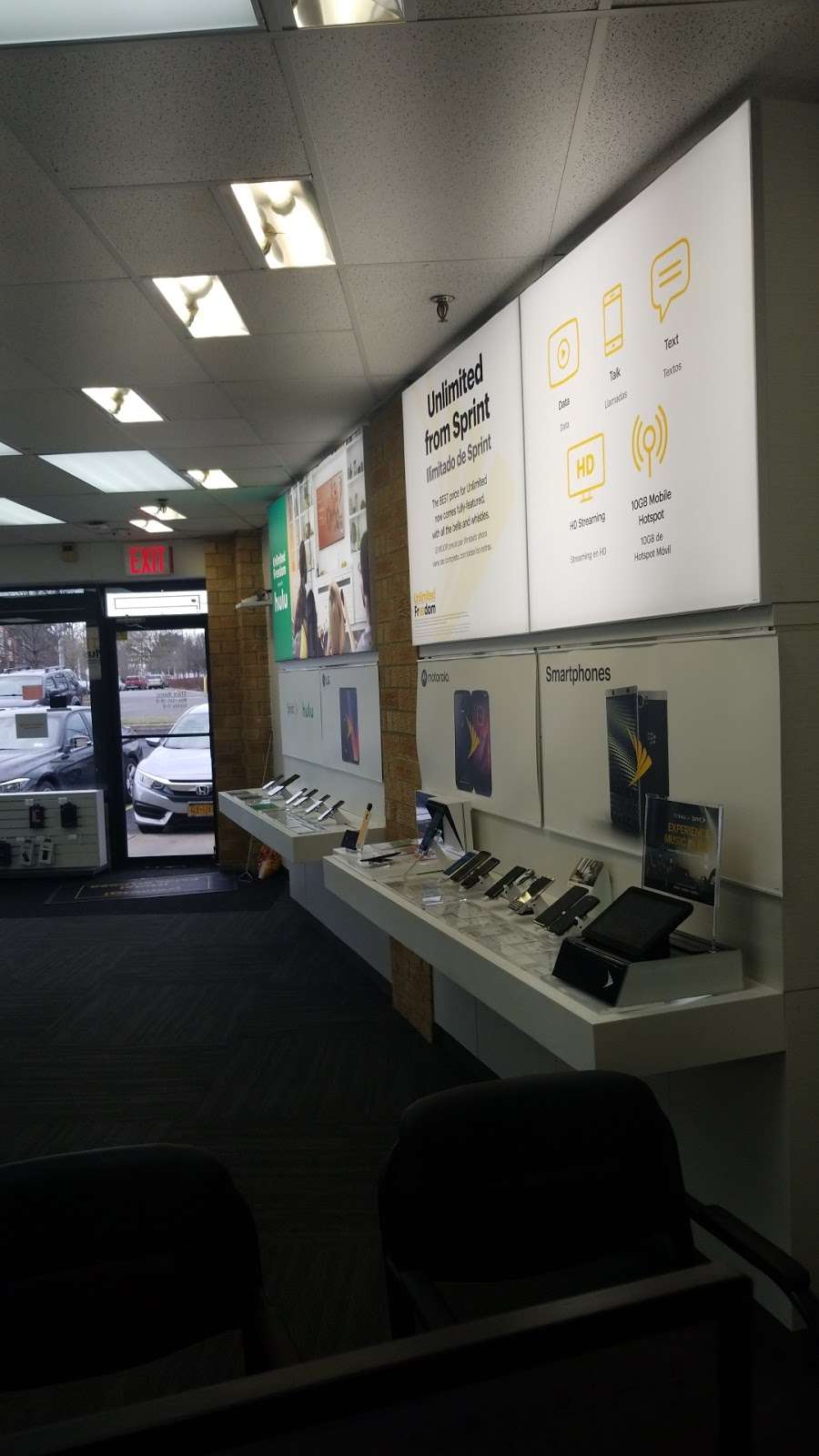 Sprint Store | 112A Wheeler Rd, Central Islip, NY 11722, USA | Phone: (631) 533-9999