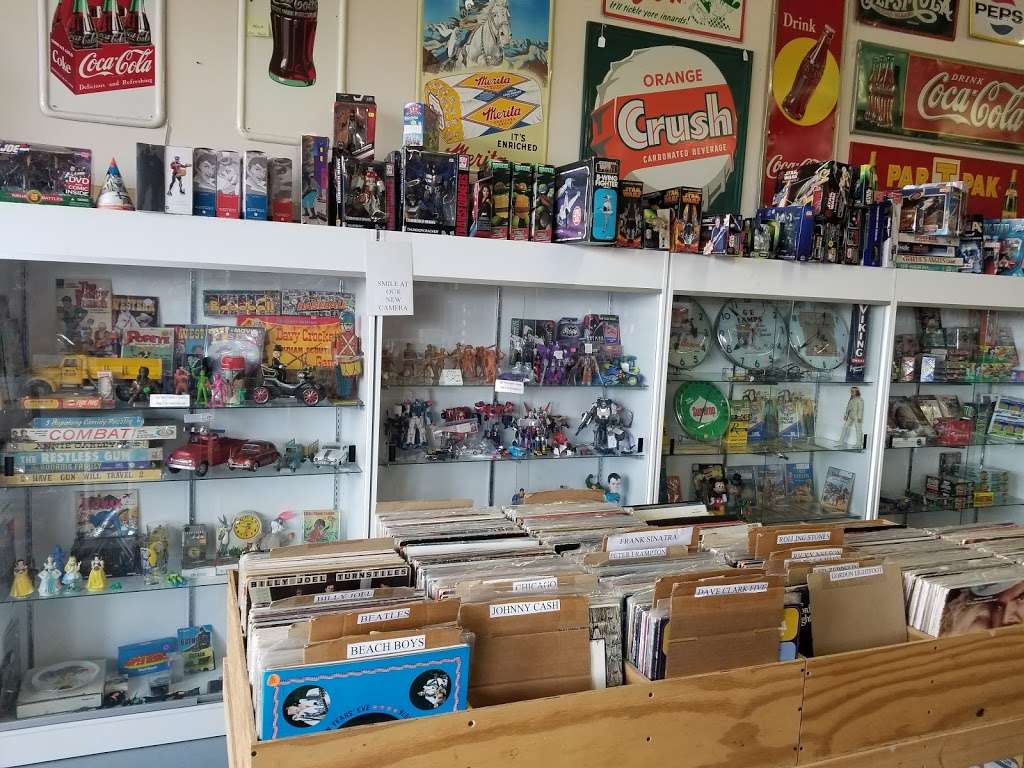 Collectors World | 5106 Wilkinson Blvd, Gastonia, NC 28056, USA | Phone: (704) 824-8500