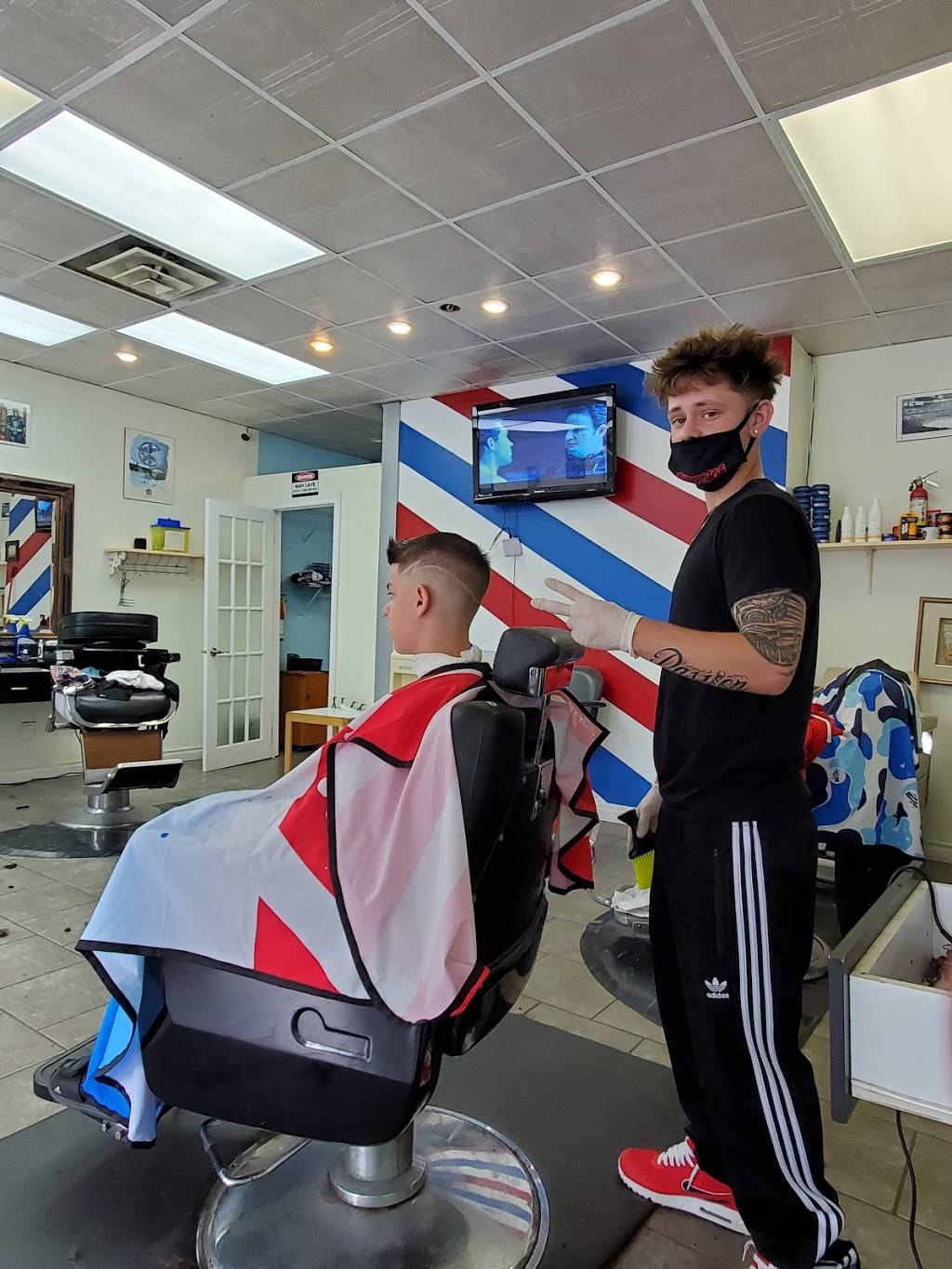 The Barbers In | 12325 Riverside Dr E, Windsor, ON N8N 1A3, Canada | Phone: (519) 979-0280