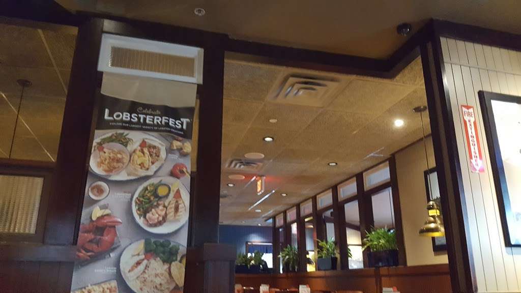 Red Lobster | 455 Gateway Dr, Brooklyn, NY 11239, USA | Phone: (718) 964-2057