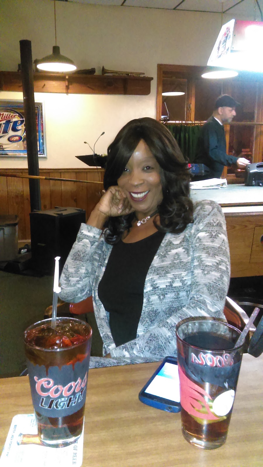 Oak Lounge | 810 N Montello St, Brockton, MA 02301, USA | Phone: (508) 580-8880