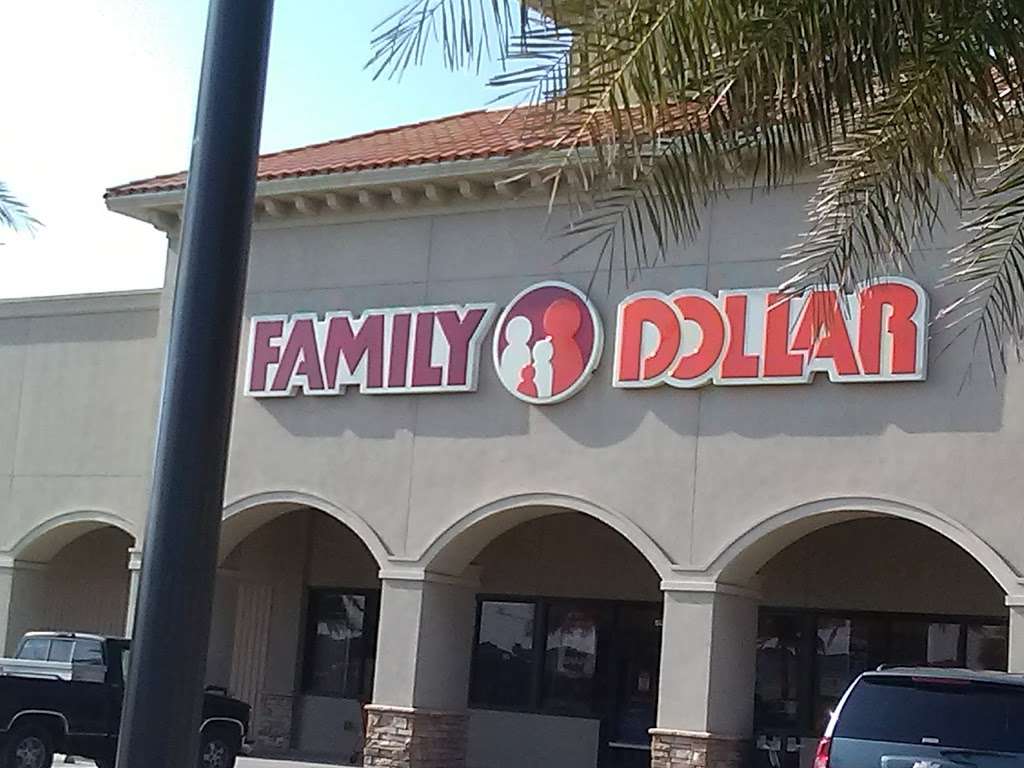 Family Dollar | 2275 State Hwy 87 #13, Crystal Beach, TX 77650, USA | Phone: (409) 684-8607