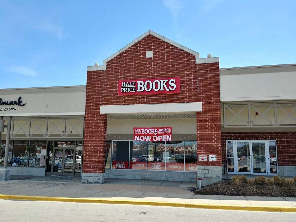 Half Price Books Vernon Hills | 701 N Milwaukee Ave, Vernon Hills, IL 60061, USA | Phone: (847) 573-1947