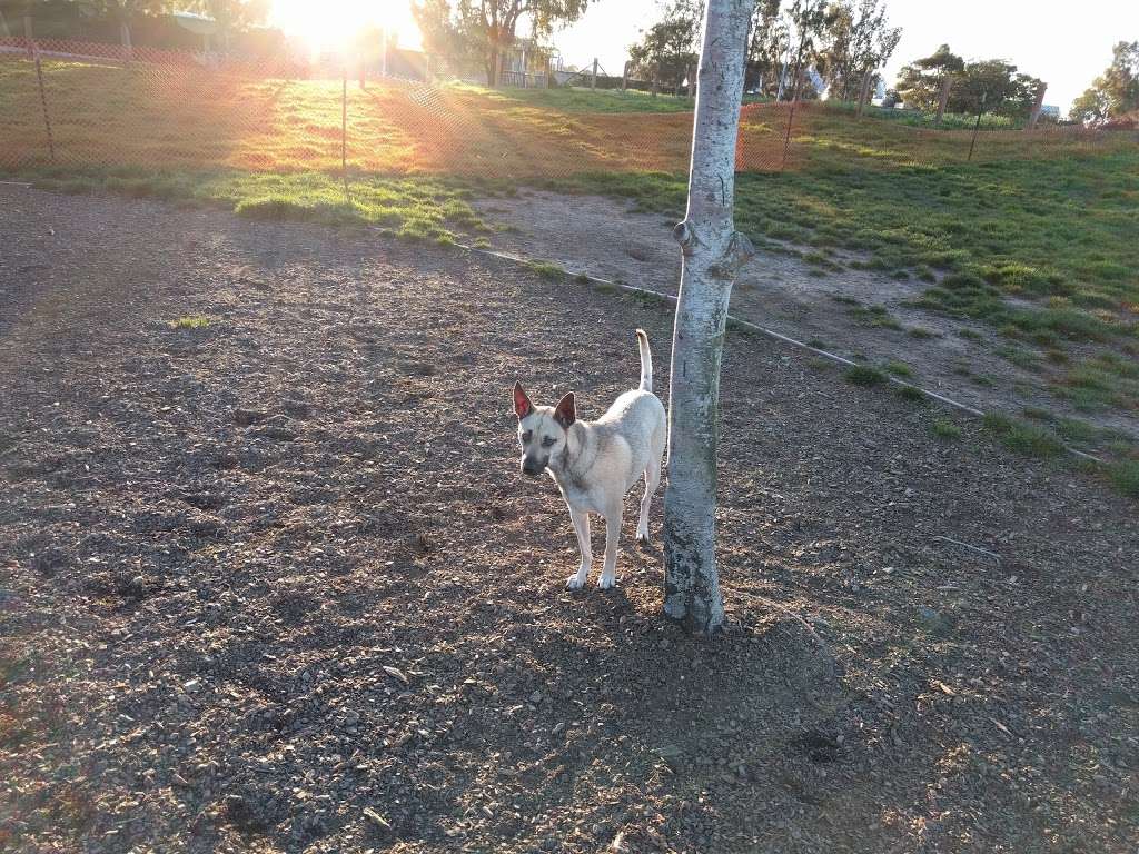 John Lee Dog Park | 2045 Detroit Dr, San Mateo, CA 94404