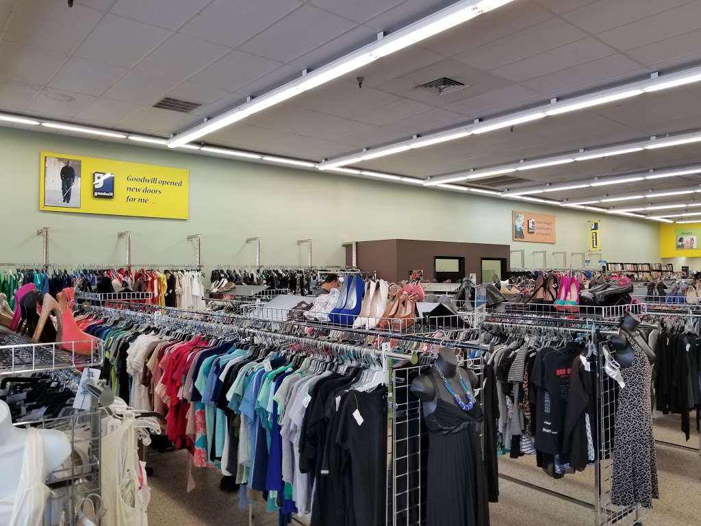 Goodwill | 7390 Curry Ford Rd, Orlando, FL 32822, USA | Phone: (407) 447-0026