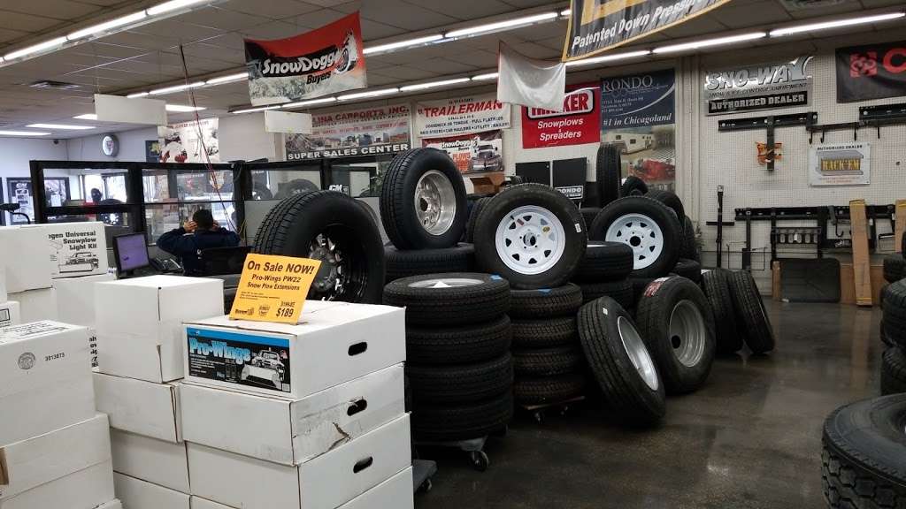 Rondo Enterprises Inc Truck & Trailer Sales in 1115 E State St