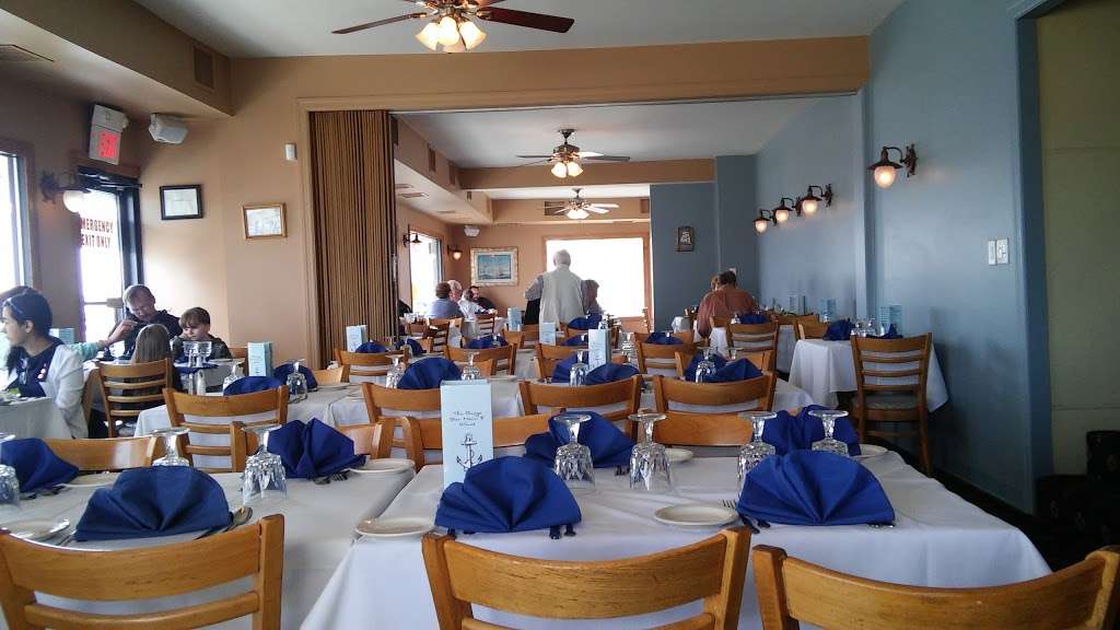 The Barge Restaurant and Banquet Facility | 201 Front St, Perth Amboy, NJ 08861, USA | Phone: (732) 442-3000