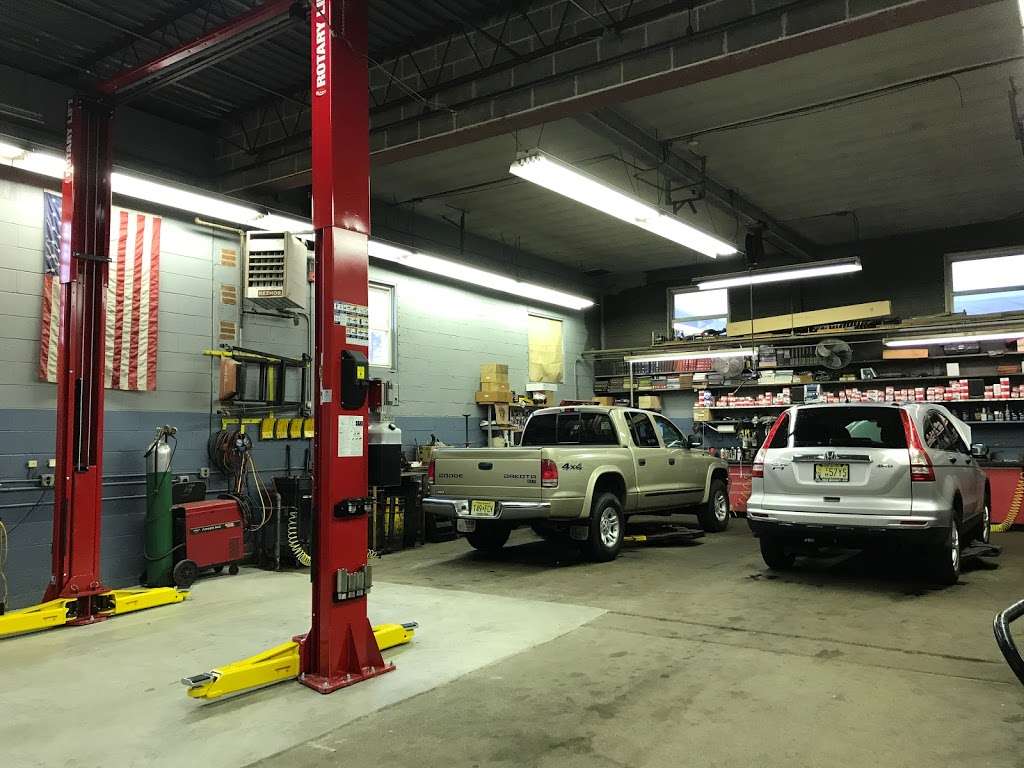 Lukes Auto Service, Inc. | 286 Grove Ave, Verona, NJ 07044, USA | Phone: (973) 239-2611