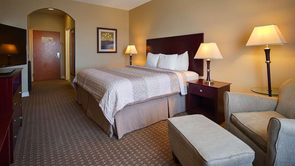 Best Western Sugarland Inn | 6330 E Riverpark Dr, Sugar Land, TX 77479, USA | Phone: (281) 232-0680