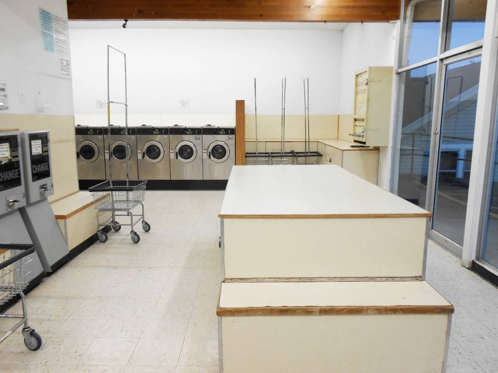 Vermont Hills Laundromat | 4520 SW Vermont St, Portland, OR 97219, USA | Phone: (503) 954-9654