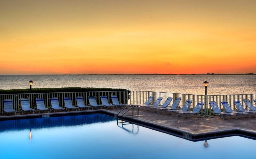 Sailport Waterfront Suites | 2506 N Rocky Point Dr, Tampa, FL 33607, USA | Phone: (800) 255-9599