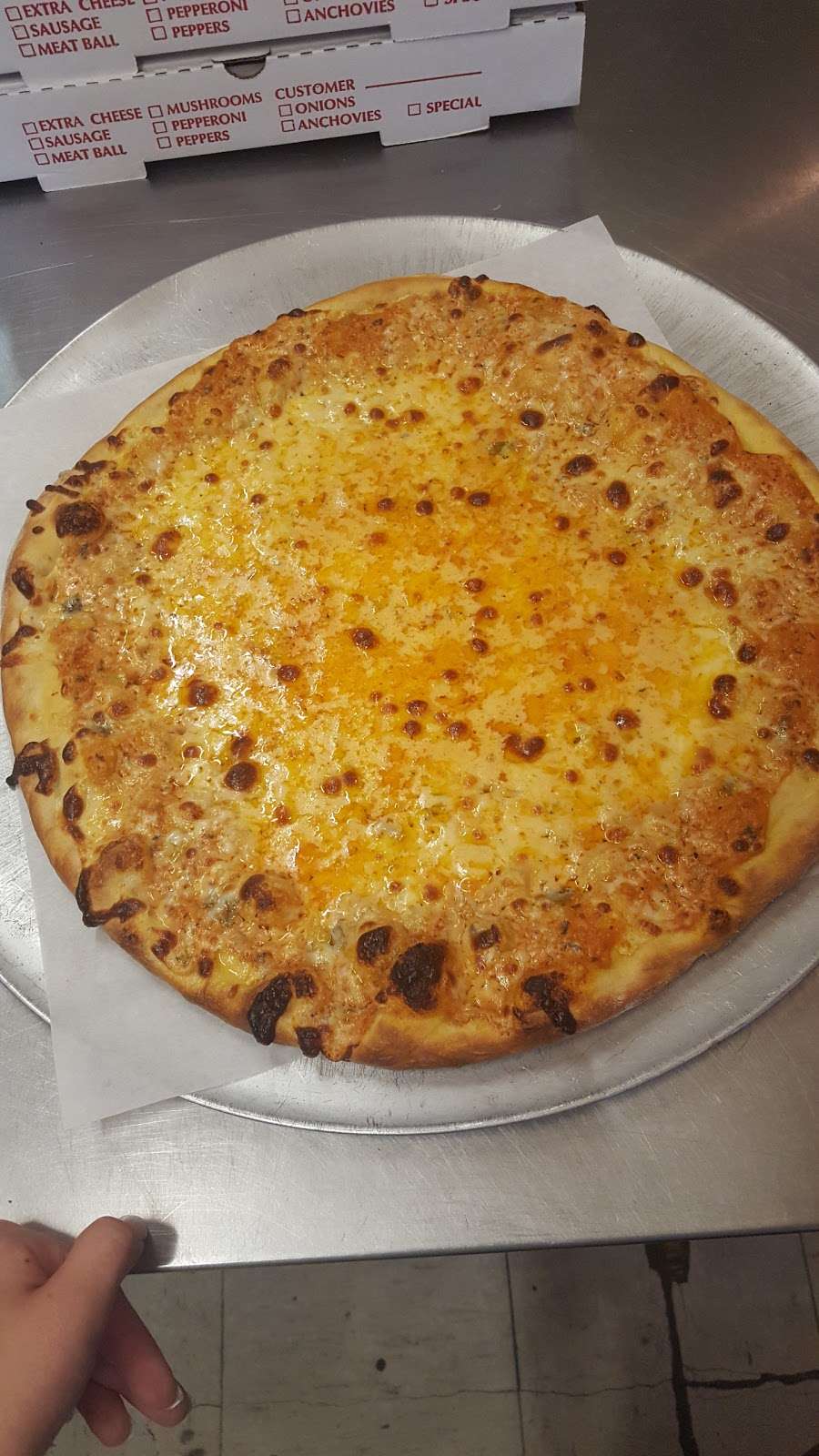 Gangi Pizza | 407 George St, Throop, PA 18512, USA | Phone: (570) 489-5392