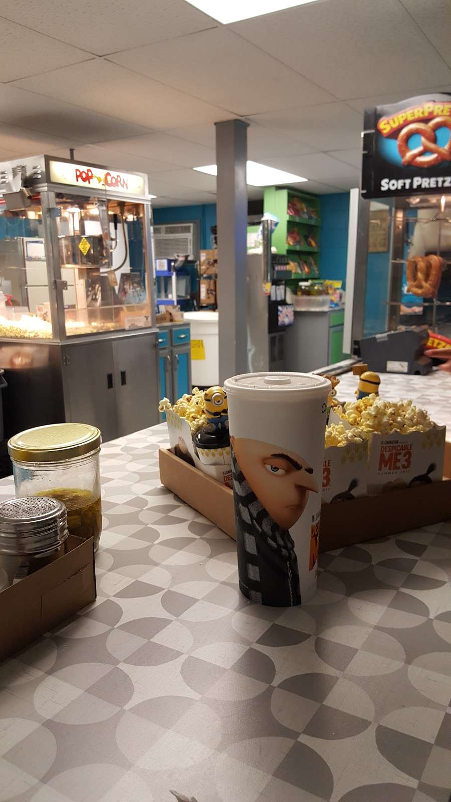 Beckys Drive-In Theatre Inc | 4548 Lehigh Dr, Walnutport, PA 18088, USA | Phone: (610) 767-2249