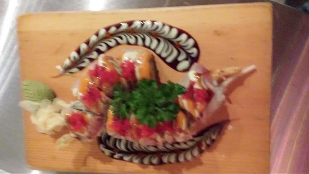 Kimberli Sushi bar & Restaurant | 2547 W Lawrence Ave, Chicago, IL 60625, USA | Phone: (773) 942-7351