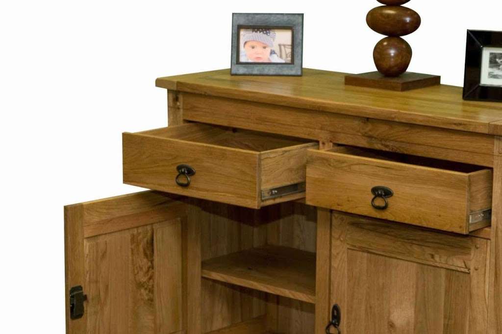 hertfordshire furniture company | Barn Unit, Albert Bygrave Centre, St Albans AL2 1DL, UK | Phone: 01727 825600