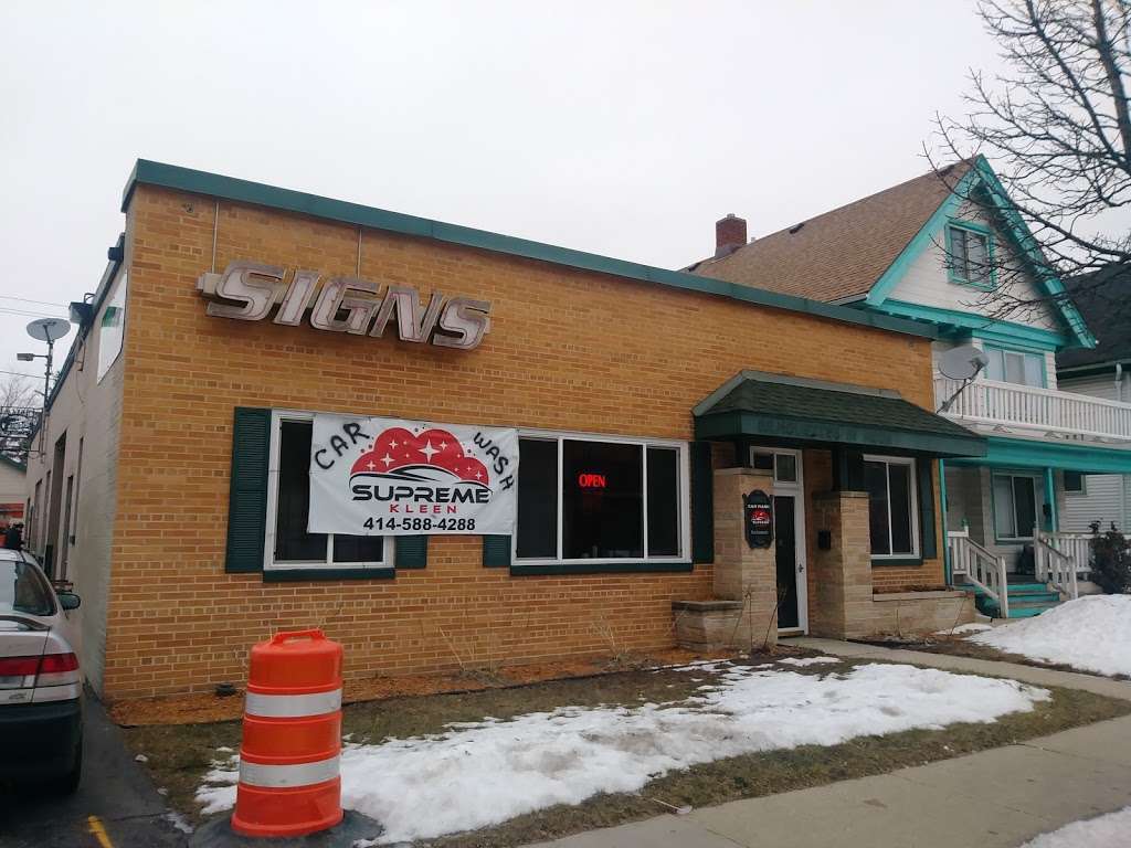 Silhouettes In Neon LLC | 2912 W Burnham St, Milwaukee, WI 53215, USA | Phone: (414) 383-8385