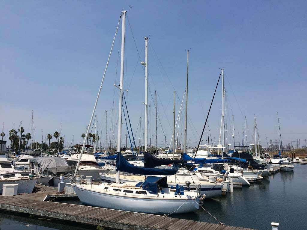 Seacoast - Heritage Yacht Sales | 720 Peninsula Rd #202, Wilmington, CA 90744 | Phone: (310) 547-8007