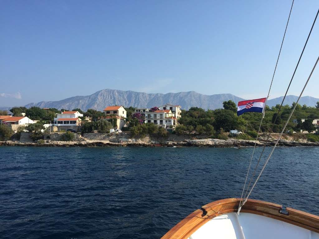 Fit 4 Adventure | suite 544, 7388, 2310 N Henderson Ave, Dallas, TX 75206, USA | Phone: (214) 370-8300