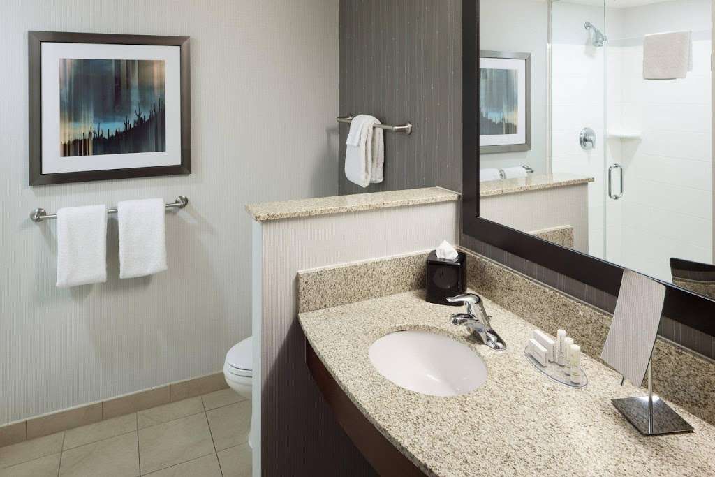 Courtyard by Marriott Phoenix Chandler/Fashion Center | 1100 S Price Rd, Chandler, AZ 85286, USA | Phone: (480) 855-8600