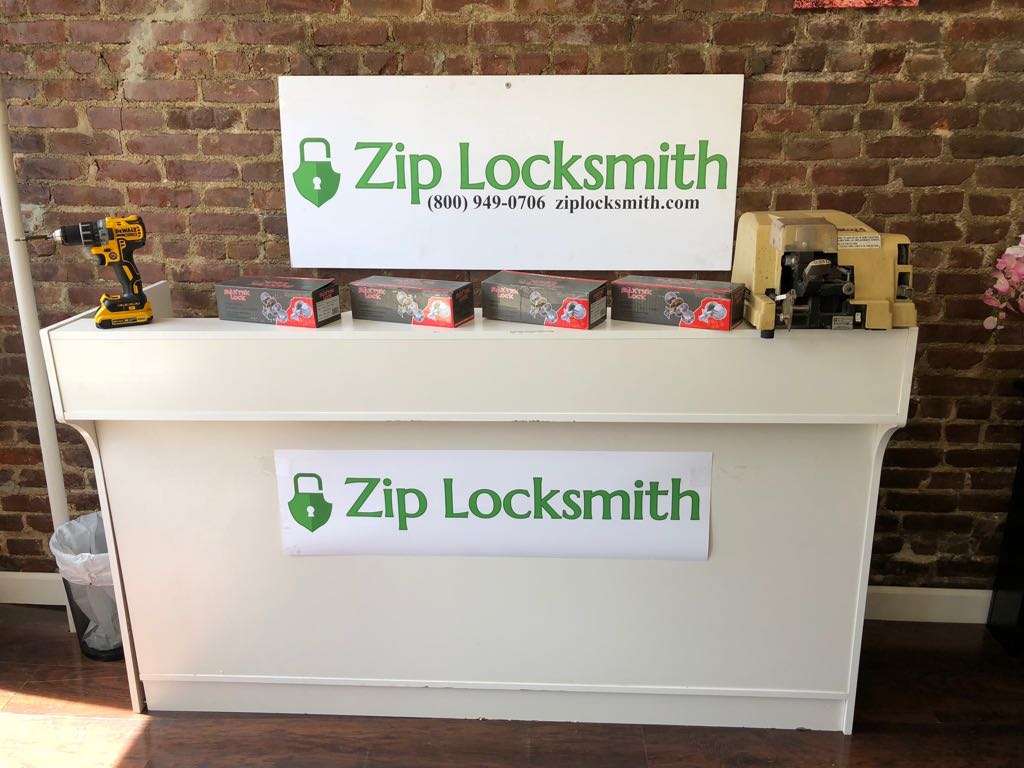 Zip Locksmith | 321 S Valley Forge Rd, Devon, PA 19333, USA | Phone: (610) 463-0234