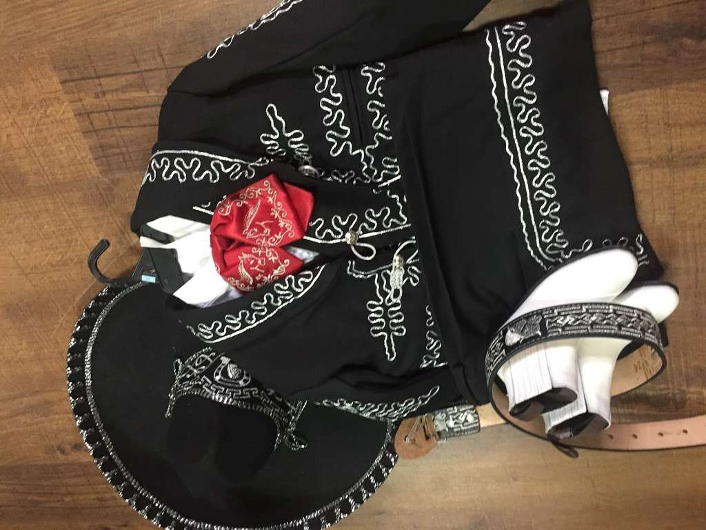 Rodeo Western Wear n More | 34227 Kulhanek Ln, Waller, TX 77484, USA | Phone: (281) 451-1706