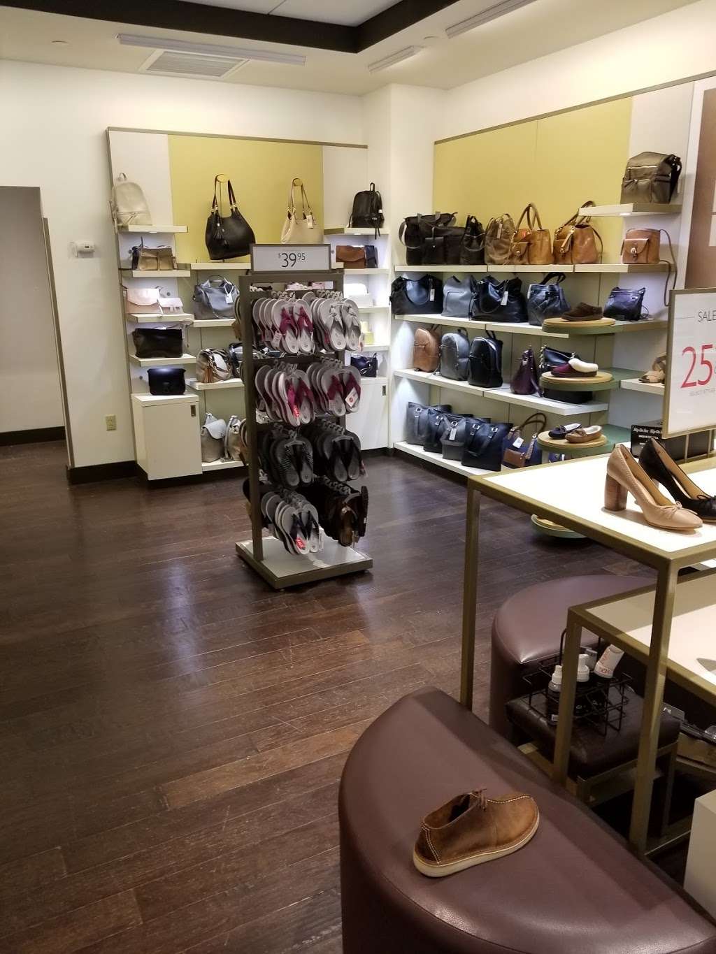 Clarks | 89 Market Street, Yonkers, NY 10710, USA | Phone: (914) 377-4836