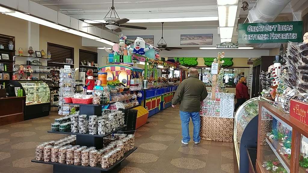 Shrivers Salt Water Taffy & Fudge | 852 Boardwalk, Ocean City, NJ 08226 | Phone: (609) 399-0100