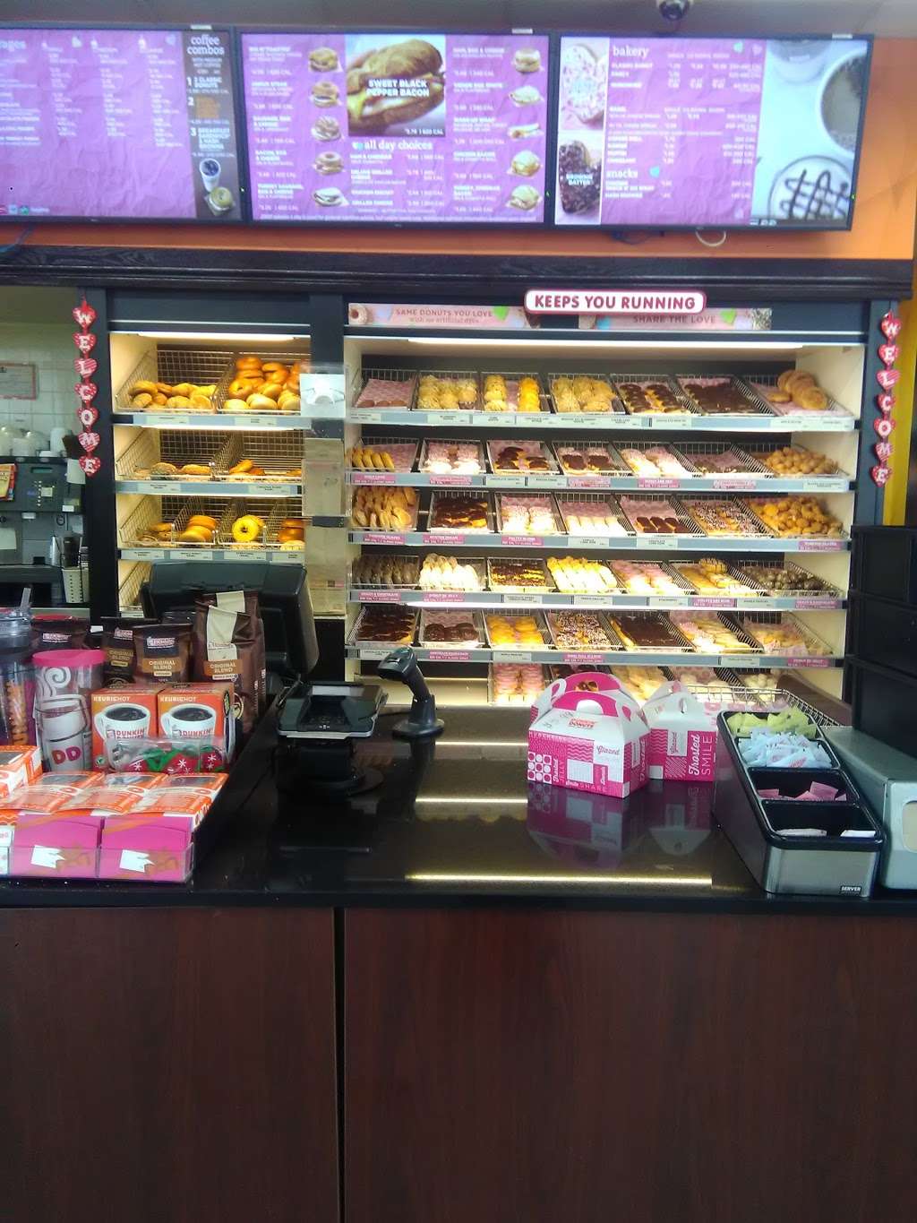 Dunkin Donuts | 6144 S Harlem Ave, Summit, IL 60501, USA | Phone: (708) 458-1808