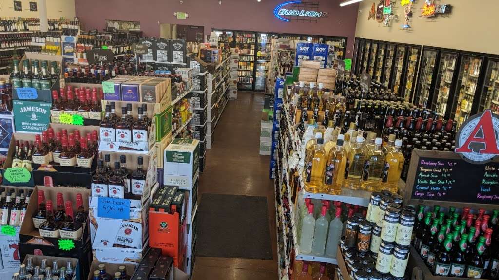 Craft-Y Beer Wine & Liquor | 24300 E Smoky Hill Rd #108, Aurora, CO 80016, USA | Phone: (720) 870-5071