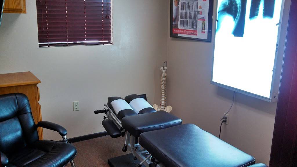 Family Chiropractic Center | 237 N Riverside Ave, Rialto, CA 92376, USA | Phone: (909) 874-6640