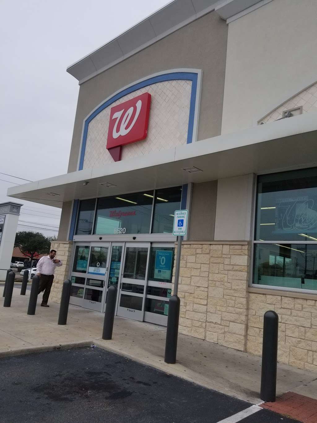 Walgreens Pharmacy | 6520 Westheimer Rd, Houston, TX 77057, USA | Phone: (713) 781-4314